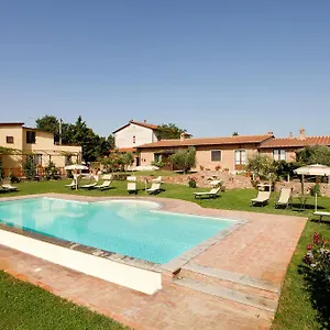 Pratovalle Farm stay